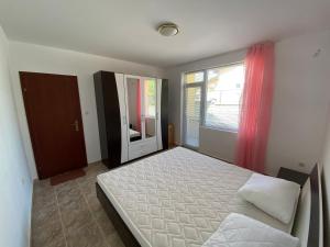 Apartments in complex Daisy