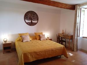 B&B / Chambres d'hotes LE MAS DES FLANERAIES : photos des chambres