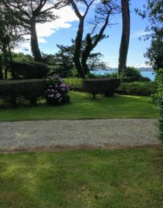 Campings Les Hortensias grande tente familiale 2 chambres et sejour sur camping familial pres des plages : photos des chambres