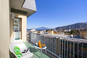 Super attico vista mare con piscina