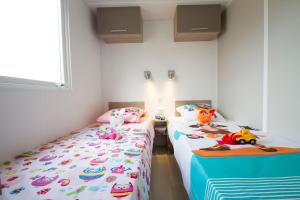 Campings Domaine Sainte Veziane : Mobile Home