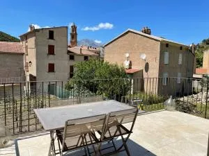 Maison au centre d'un village typique - Soveria