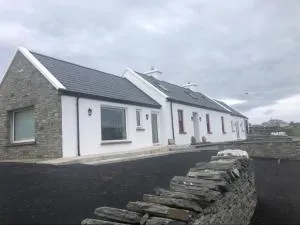 Conway's Cottage with Sea View Nestling by Cliffs-of-Moher - Liscannor