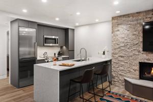 Little Nell Condo 03