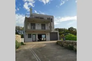 Oak Tree Cozy Apartment - Kástellos