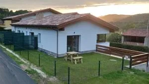 Apartamentos El Respigu - Abamia
