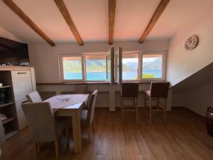 Sunny Bay Apartments