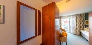 Classic Single Room Plus with Balcony room in Hotel Löwen