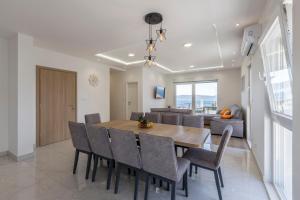 Luxury Villa La nonna Ana - heated pool, sea view, near Split 