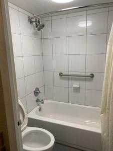 Kings Inn Civic CenterUAB