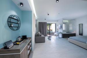 xSuites Chania Greece