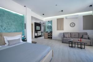 xSuites Chania Greece