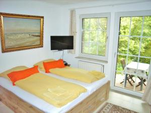Comfort Double Room with Terrace room in Ostsee-Pension An der Lindenallee