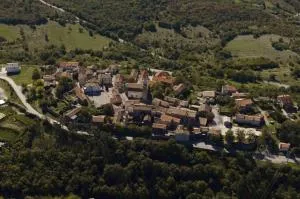 Apartment in Roč with balcony, air conditioning, WiFi, washing machine (4909-1) - Podgrad