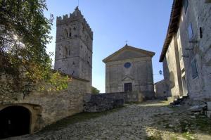 Apartment in Roč with balcony, air conditioning, WiFi, washing machine (4909-1)