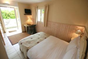 Hotels Hotel Marc-Hely : photos des chambres