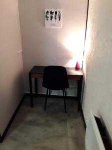 La chambre dà côté