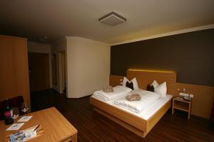 Hotel Herzblut - Joker card included in summer