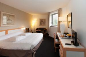 Hotels Hotel Paradis : Chambre Double ou Lits Jumeaux