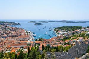 Apartment in Hvar town with sea view, terrace, air conditioning, Wi-Fi (3666-4)