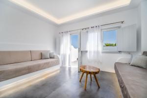 Cape Paradise - Luxury Hotel Santorini Greece