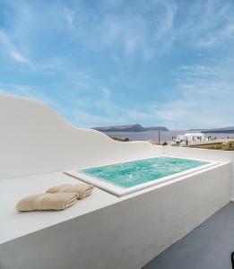 Cape Paradise - Luxury Hotel Santorini Greece