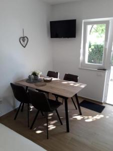 Apartment in Podgora with Terrace, Air conditioning, Wi-Fi (4492-8)