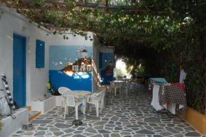 Miltiadis Apartments Paros Greece