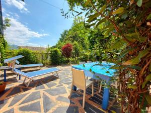 BLUE SUITE GARDEN FLAT in SANTA MARGHERITA