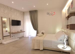 Love inn