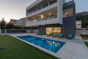 Luxury Villa La nonna Ana - heated pool, sea view, near Split 