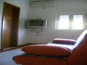 Apartment in Pisak with sea view, balcony, air conditioning, Wi-Fi (4871-2)