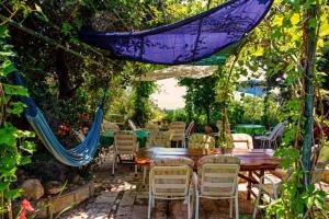 Apartment in Lopar with sea view, balcony, air conditioning, WiFi (4855-1) 