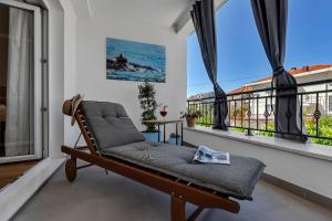 Apartments Piano