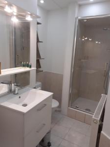 Appartements Studio en plein centre ville - 2 a 4 personnes : photos des chambres