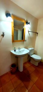 Traditional Hillside Cottage