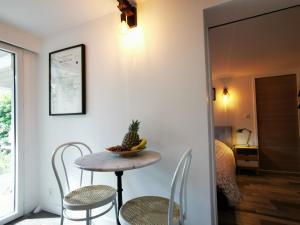 Dépendance Cosy dans Maison Bordelaise à 200m du tram et du CHU