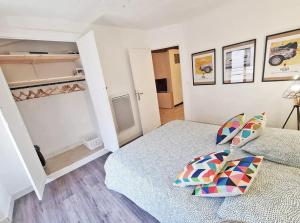 Appartements GregBnb-com - T2 Design 34m2 - Toulon Est - Wifi Fibre - n9 : photos des chambres