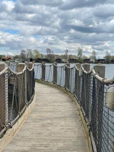 Sunscape breaks At Tattershall Lakes