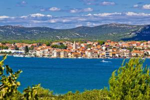 Apartment in Vodice with terrace air conditioning WiFi dishwasher Pool 4932 1