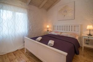 Holiday house 4770-1 for 8 pers. in Vrbnik 