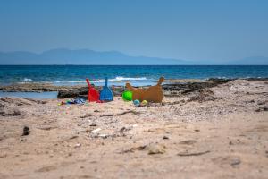 FLUO Seaside Apartment Aegina Greece