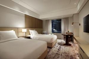 Deluxe 2 giường Hướng Hồ (Deluxe Twin Lake View)