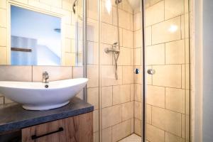 LOQUS Pokoje i apartamenty