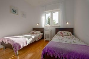 Apartment Lucija, Stinjan