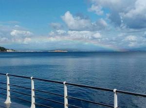 Primera línea de mar apartamento dúplex en Ribeira - 4hvězdičkové hotely ve městě Ribeira