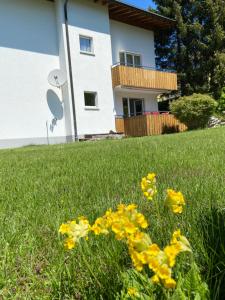 Casa Zundregn - ein Bijou mit privater Terrasse und E-Mobility
