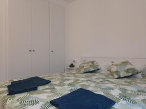 DAVANT MAR - Apartamento con terraza a pie de playa