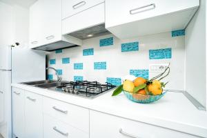 Casa Acqua Marina - ONLY 6 STEPS FROM THE MAIN ROAD