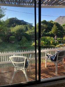 The West Wing guest suite. Pringle Bay.